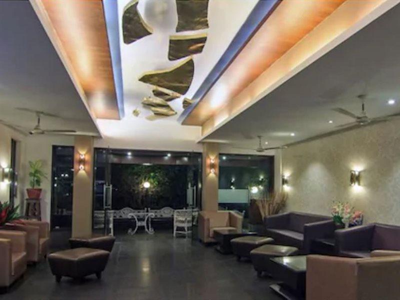 Hotel Chandralok Lonavala Exteriör bild