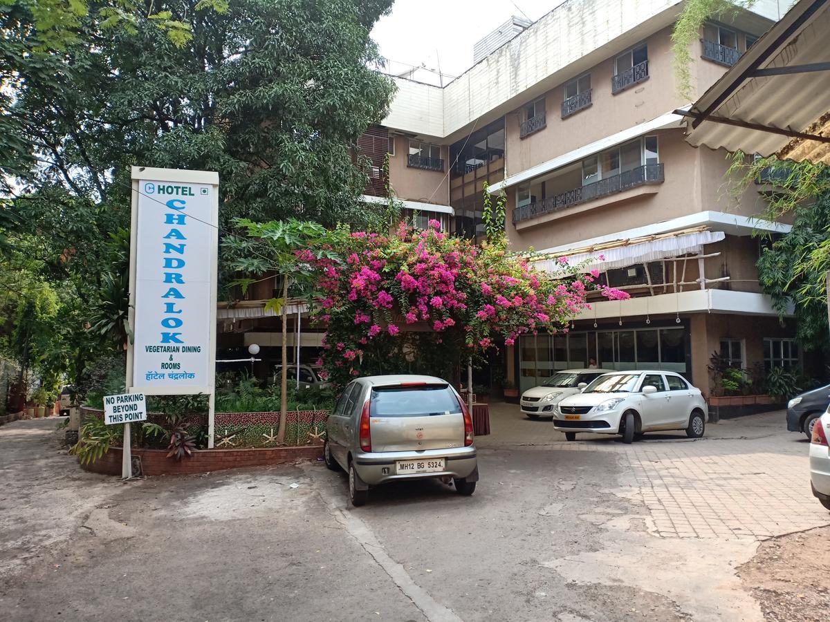 Hotel Chandralok Lonavala Exteriör bild
