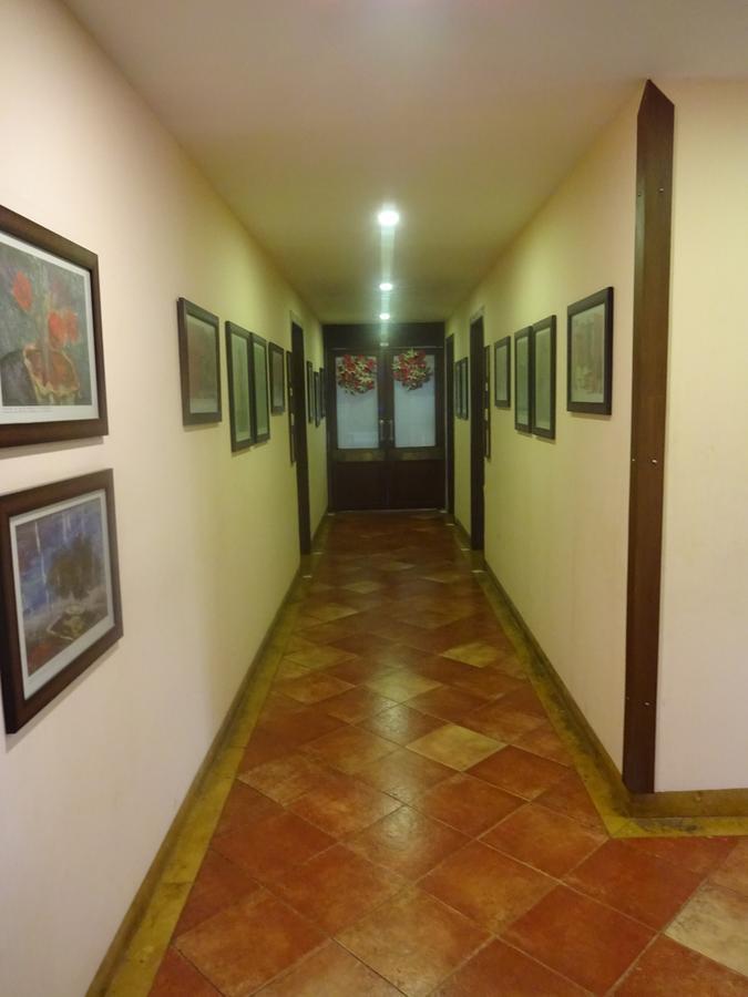 Hotel Chandralok Lonavala Exteriör bild